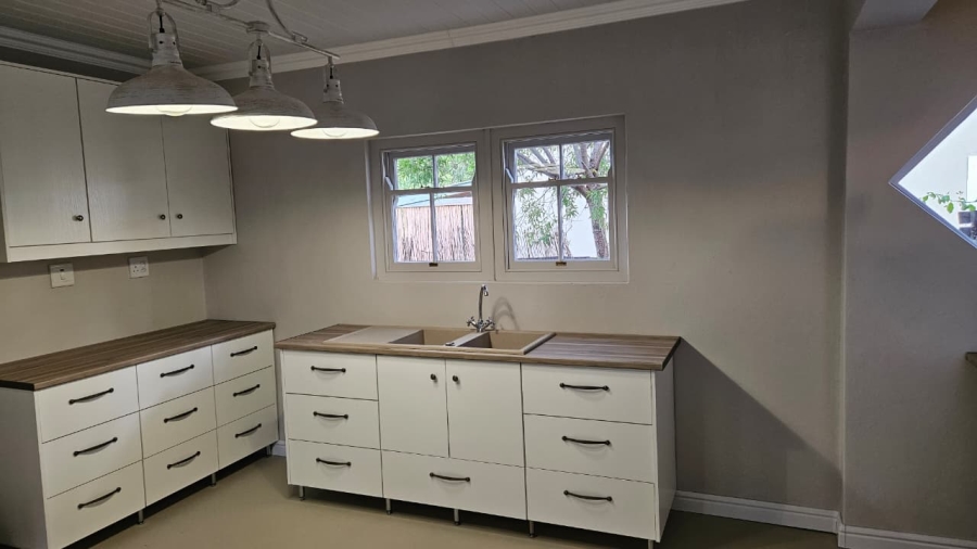 5 Bedroom Property for Sale in Prince Albert Western Cape